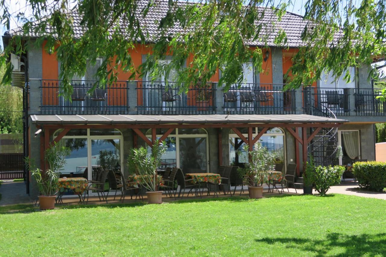 Gránit Villa Balatonszarszo Exterior foto